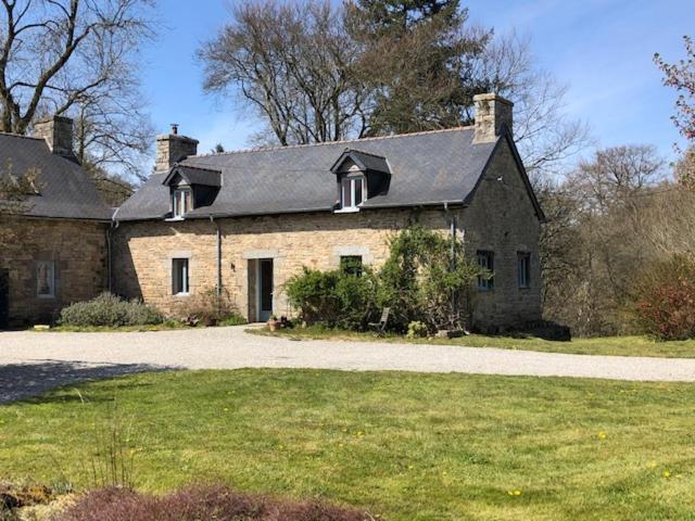 Merveilleux Cottage Dans Parc De 7,5 Hectares Saint-Nicolas-du-Pélem Zewnętrze zdjęcie